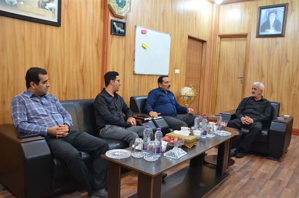 دیدار مدیرعامل منطقه ویژه بوشهر با مدیرکل شهری استانداری